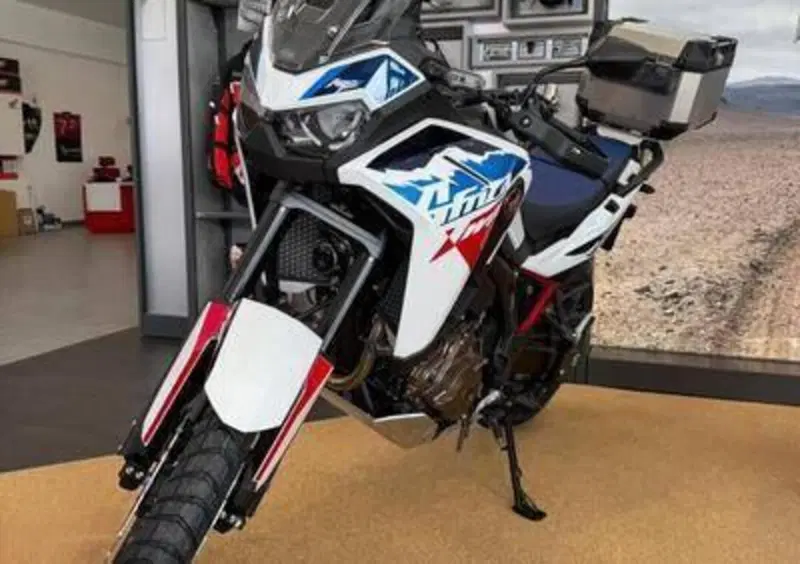 Honda Africa Twin CRF 1100L ES (2024 - 26)