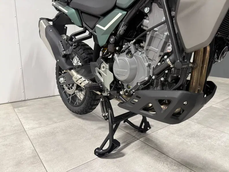 Moto Morini Allthrike 450 (2025 - 26) (4)