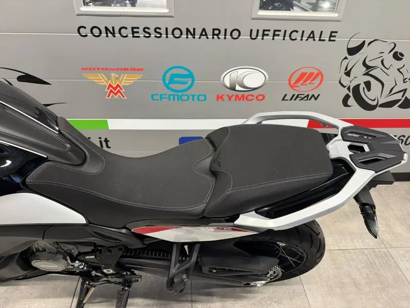 Moto Morini X-Cape 1200 (2026) (19)