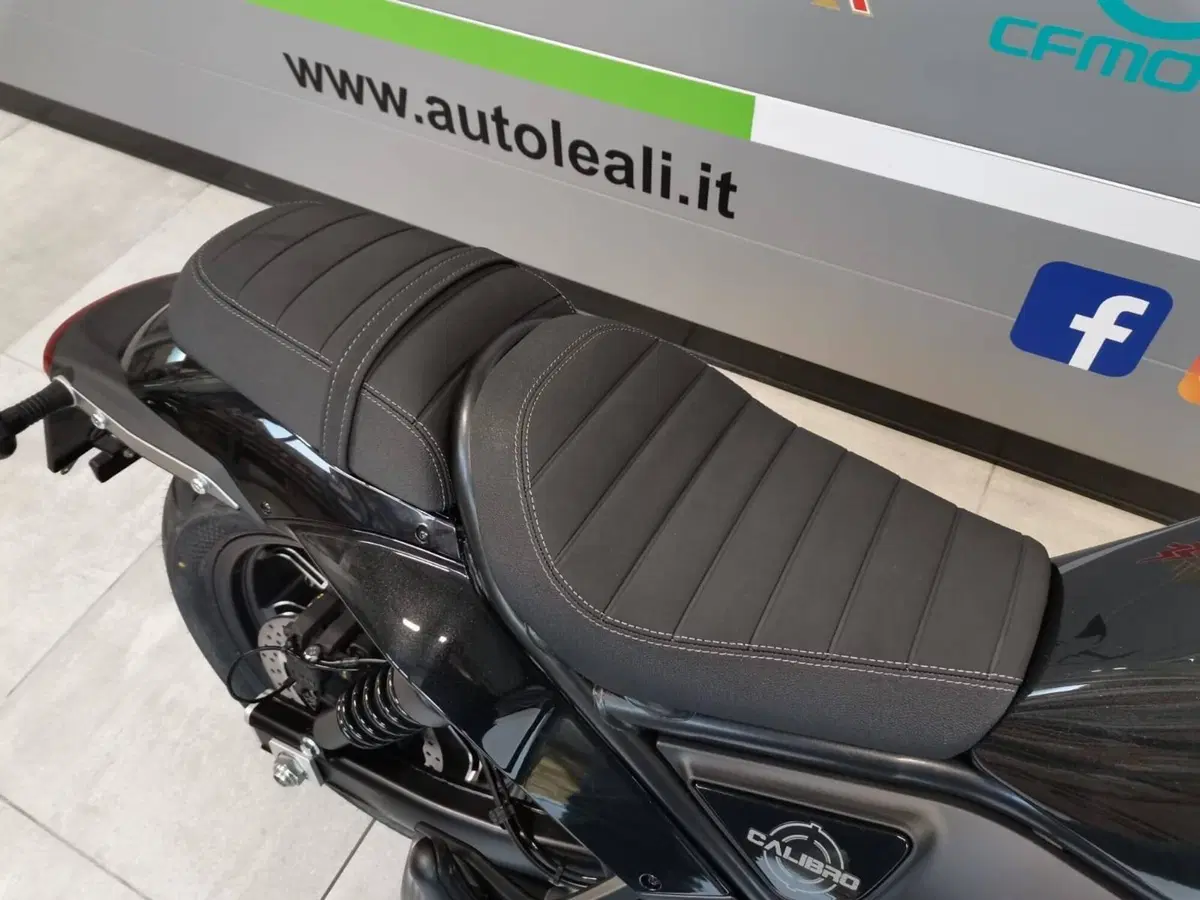 Moto Morini Calibro Custom (2024 - 26) (17)