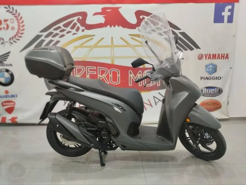 Honda SH 350i Sport (2025 - 26) (2)