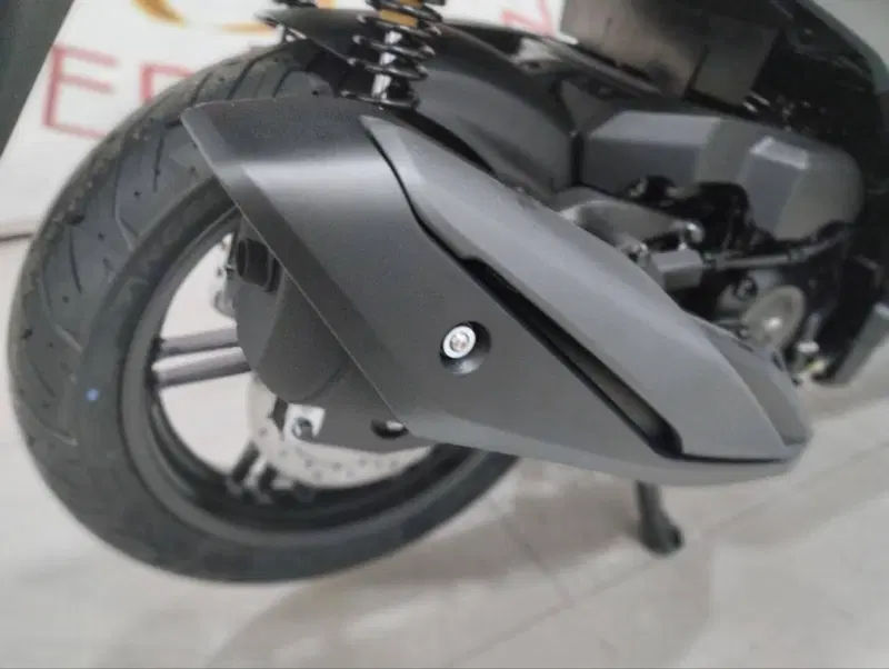 Honda SH 350i Sport (2025 - 26) (8)