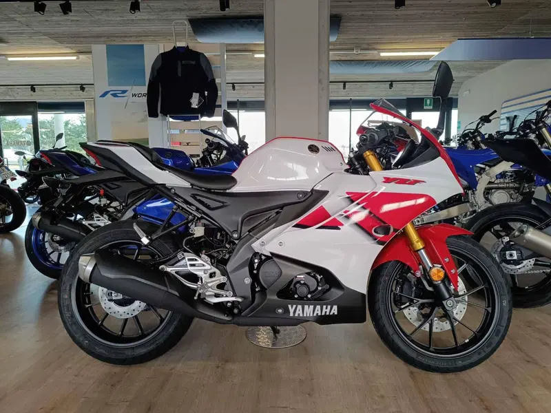 Yamaha YZF R125 (2023 - 26)