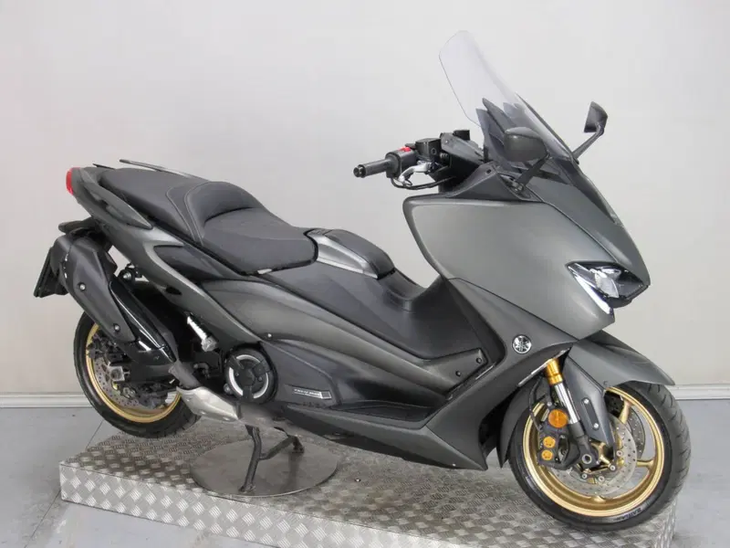 Yamaha T-Max 560 Tech Max (2021) (9)