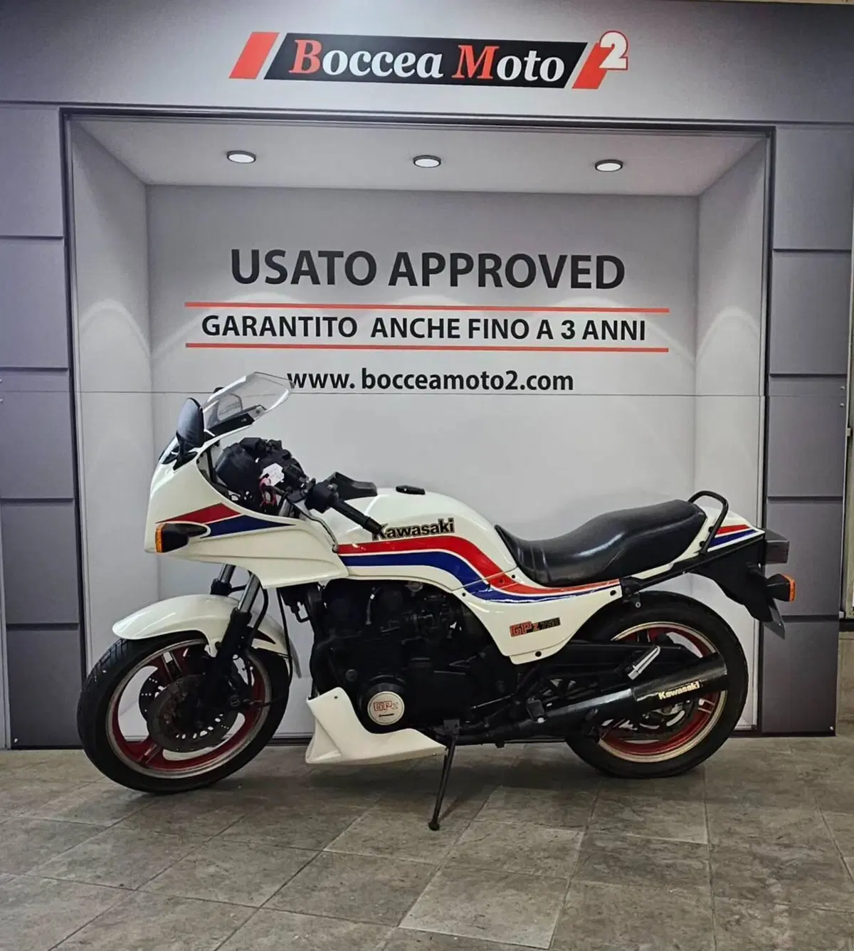 Kawasaki GPZ 750 (3)