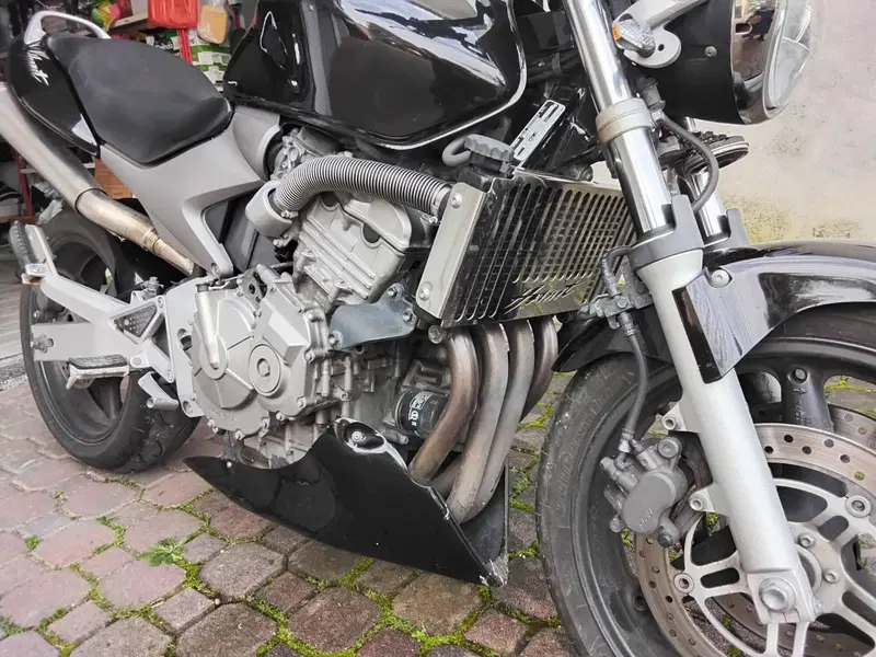 Honda Hornet 600 (2003 - 04) (4)