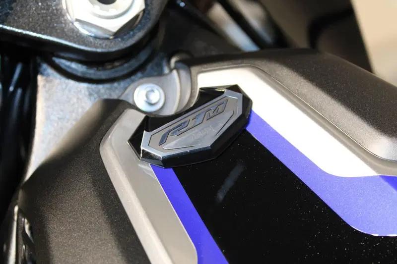 Yamaha YZF R1M (2020 - 25) (7)