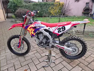 Honda CRF 250R (2022) usata