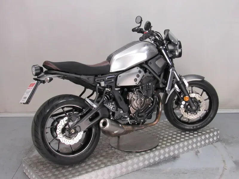 Yamaha XSR 700 ABS (2016 - 20) (7)