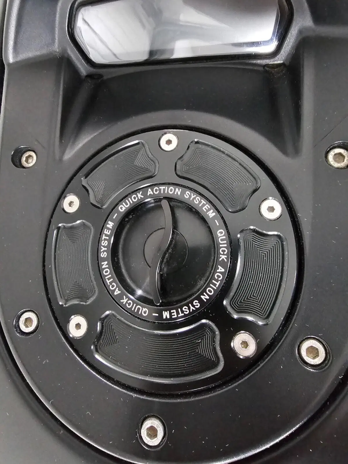 Ducati Diavel 1200 (2014 - 16) (5)
