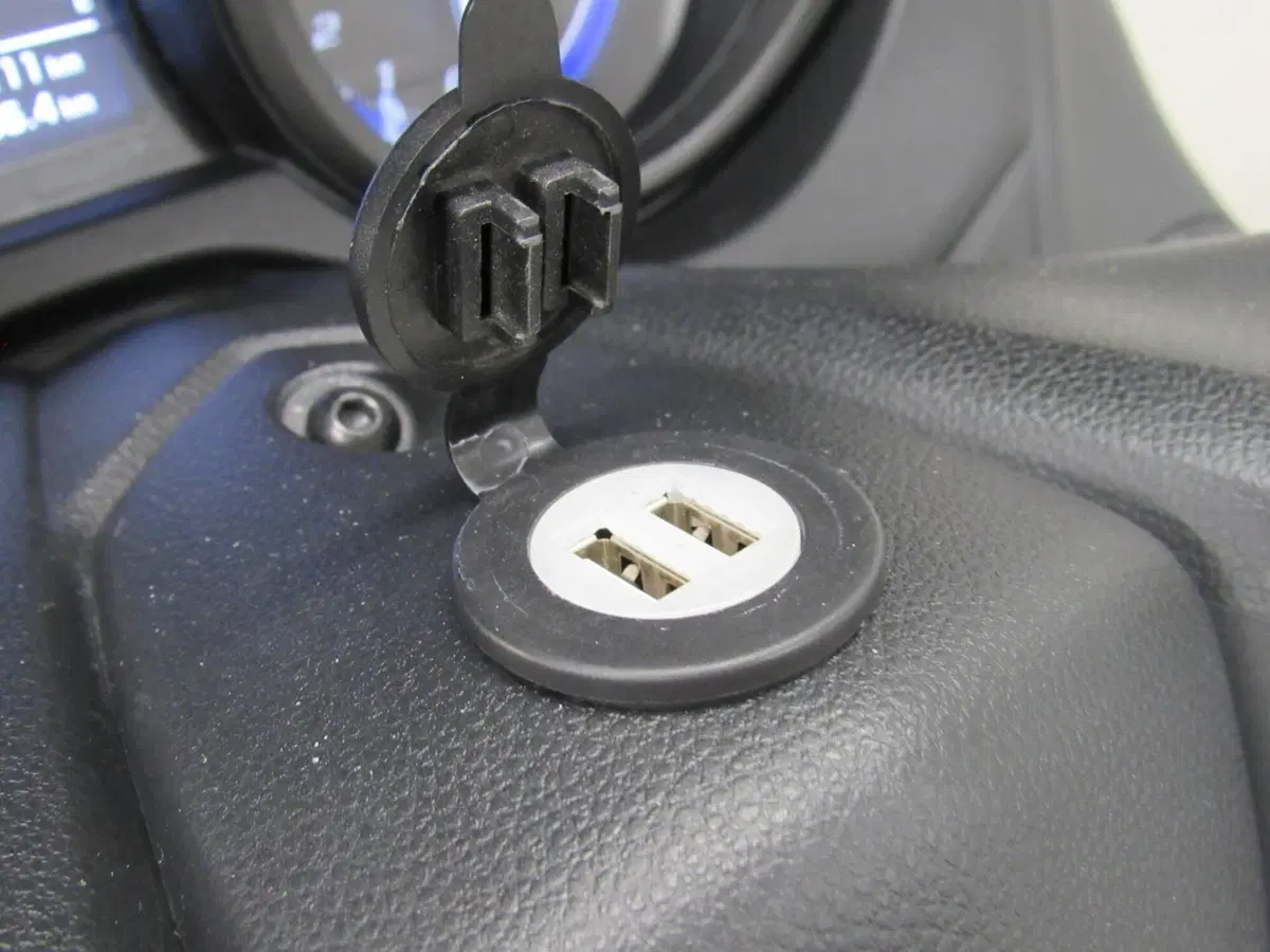 Yamaha T-Max 560 (2020 - 21) (10)