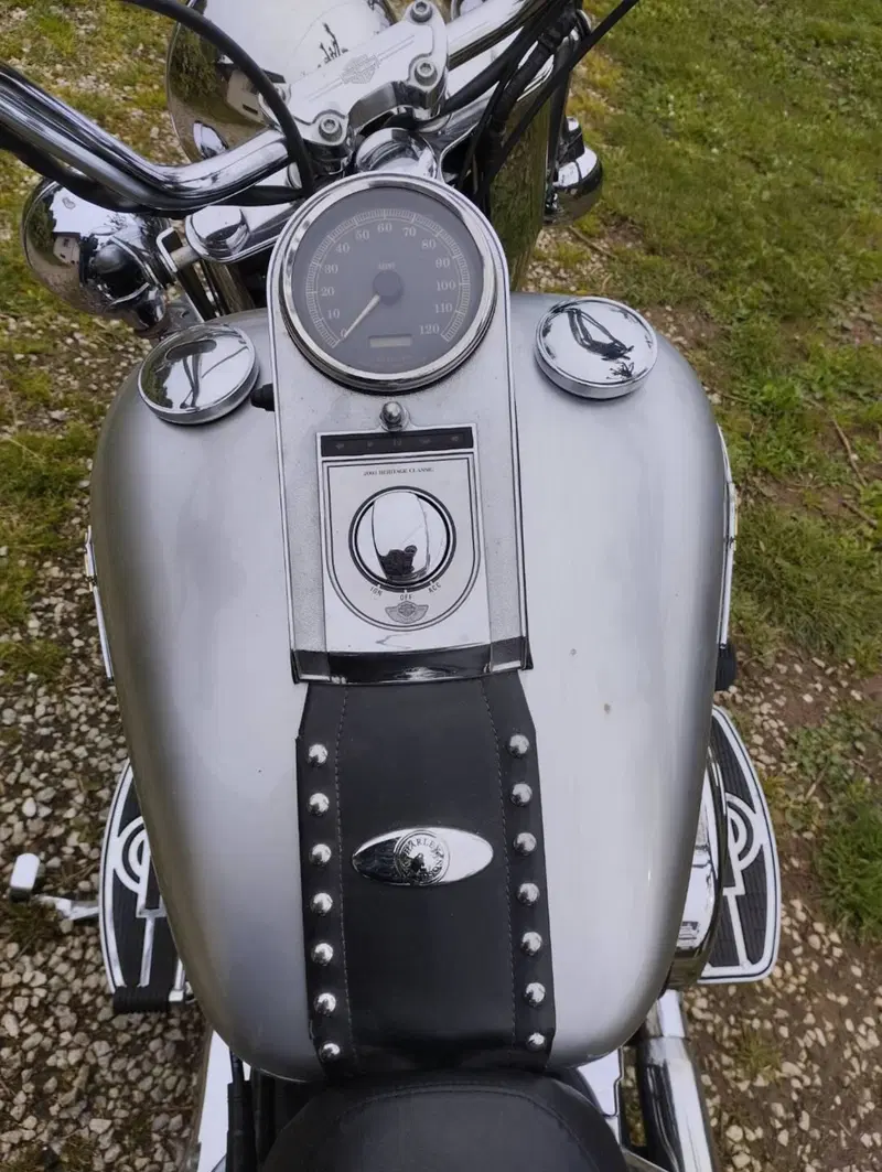 Harley-Davidson 1450 Heritage Classic (2003 - 05) - FLSTCI (3)