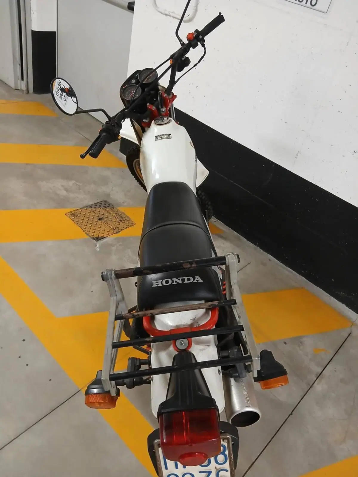 Honda XL  (2)