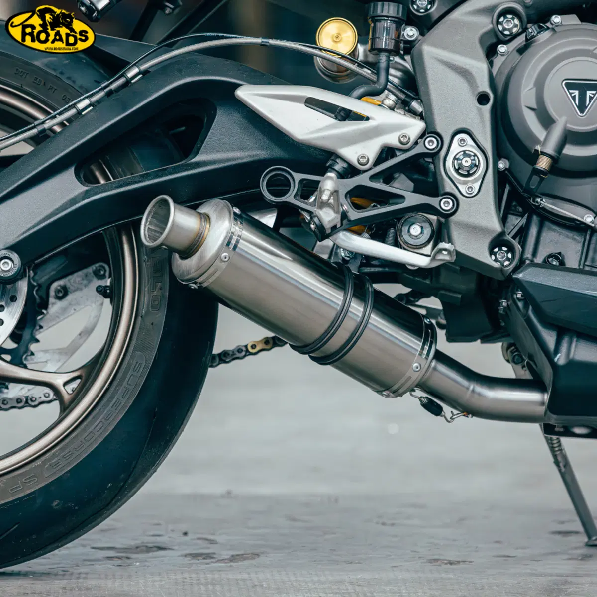 Triumph Street Triple 765 RS: tutto quello che c'è da sapere sugli scarichi Roadsitalia [GALLERY] (5)