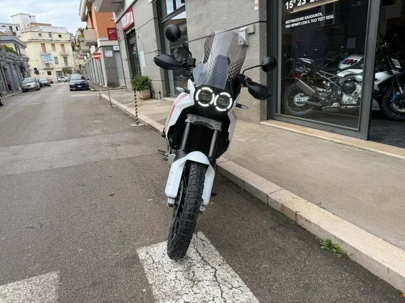 Ducati DesertX (2022 - 25) (3)