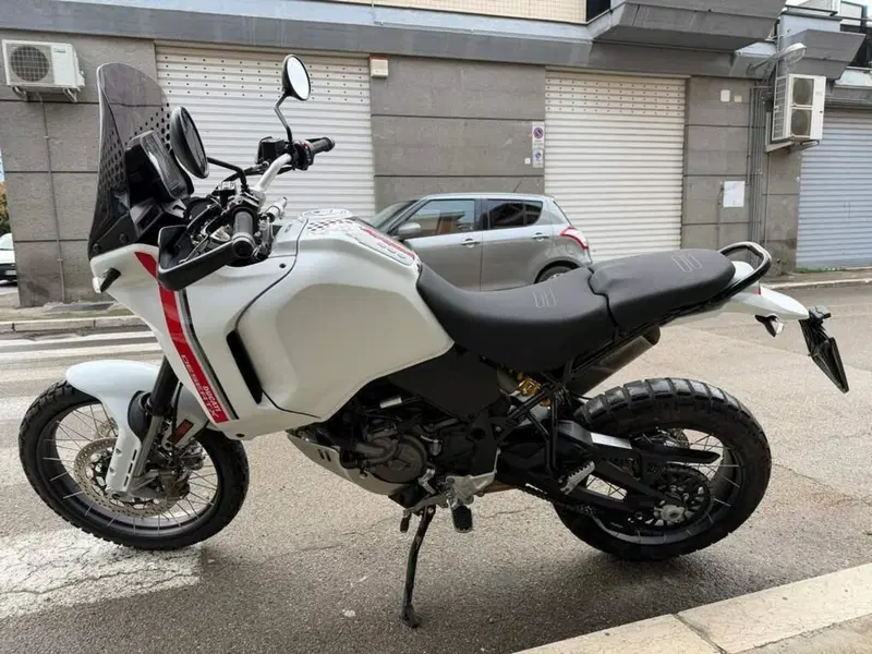 Ducati DesertX (2022 - 25) (7)