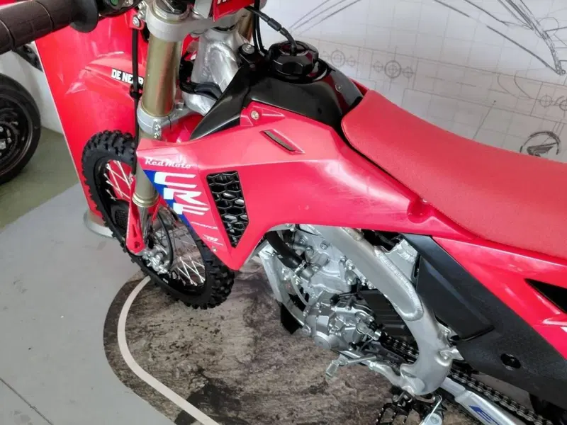 Honda CRF 250RX Enduro (2025) (6)