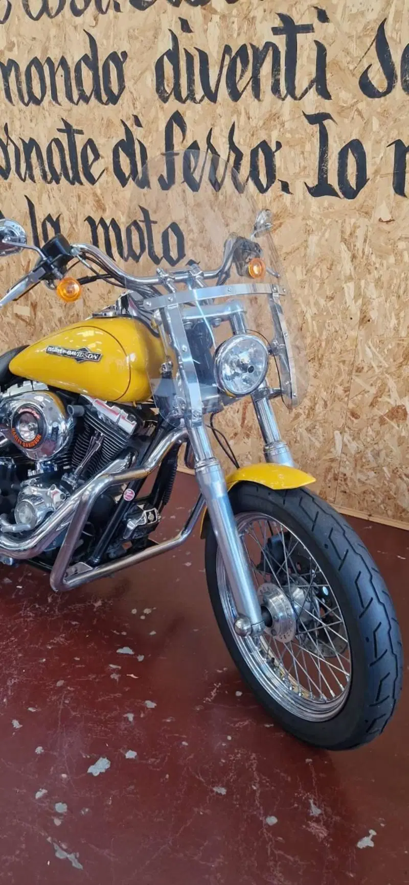 Harley-Davidson 1584 Super Glide Custom (2008 - 13) - FXDC (3)