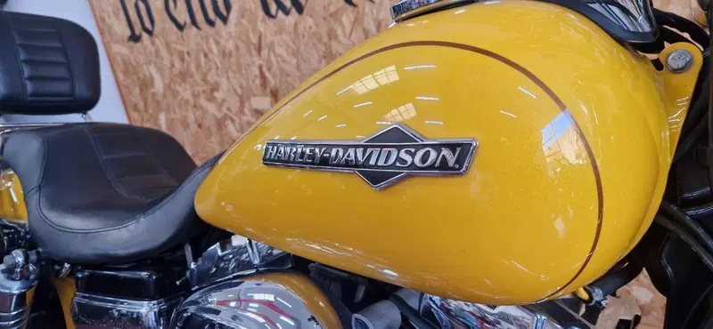 Harley-Davidson 1584 Super Glide Custom (2008 - 13) - FXDC (8)