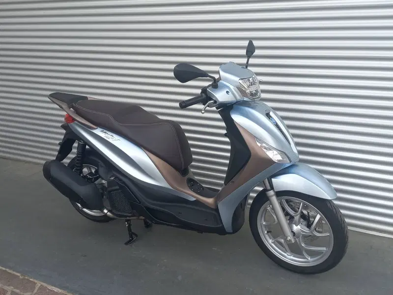 Piaggio Medley 150 ABS (2021 - 25) (2)