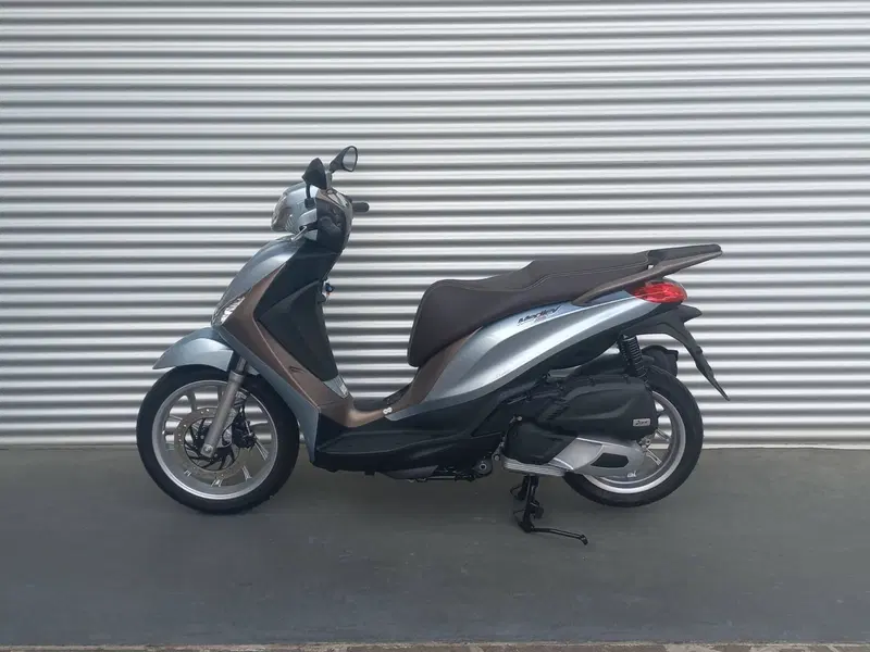Piaggio Medley 150 ABS (2021 - 25) (4)