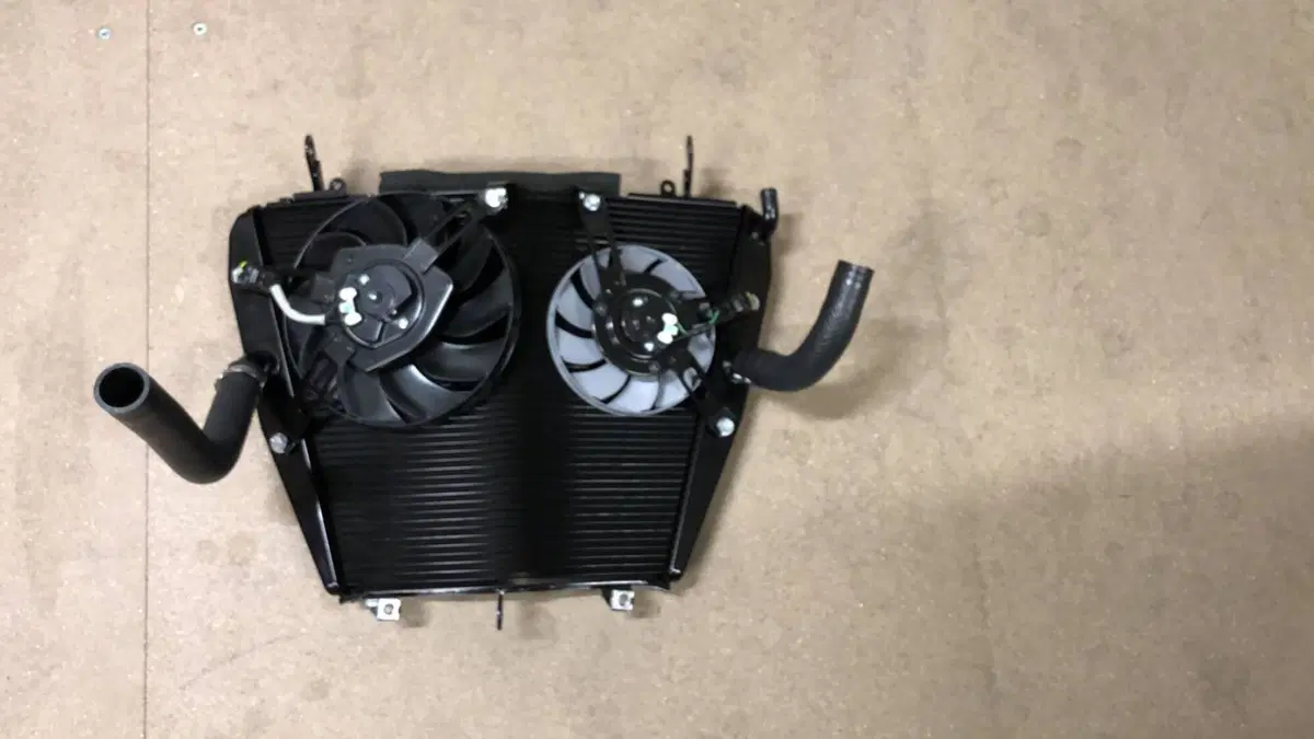RADIATORE LIQUIDO RAFFREDDAMENTO COMPLETO PER HOND Honda
