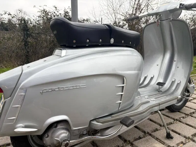 Innocenti LAMBRETTA 150 SILVER SPECIAL (7)