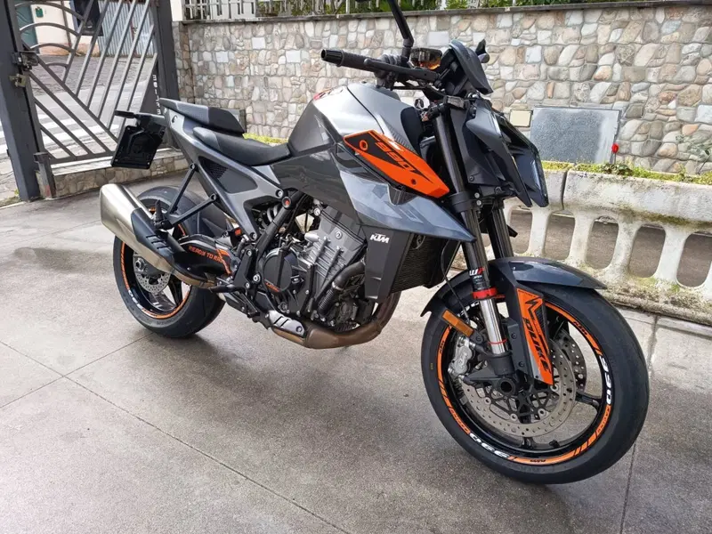KTM 990 Duke (2024 - 26) (2)