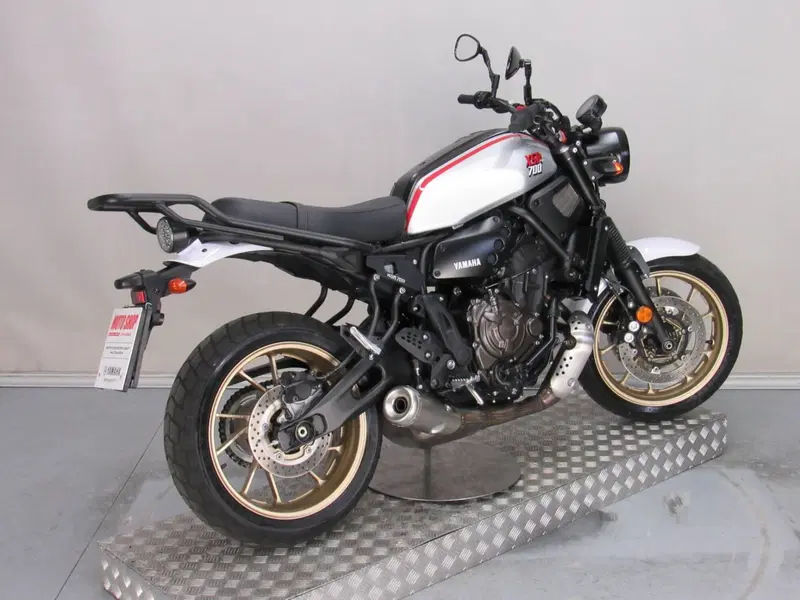 Yamaha XSR 700 XTribute (2021) (7)