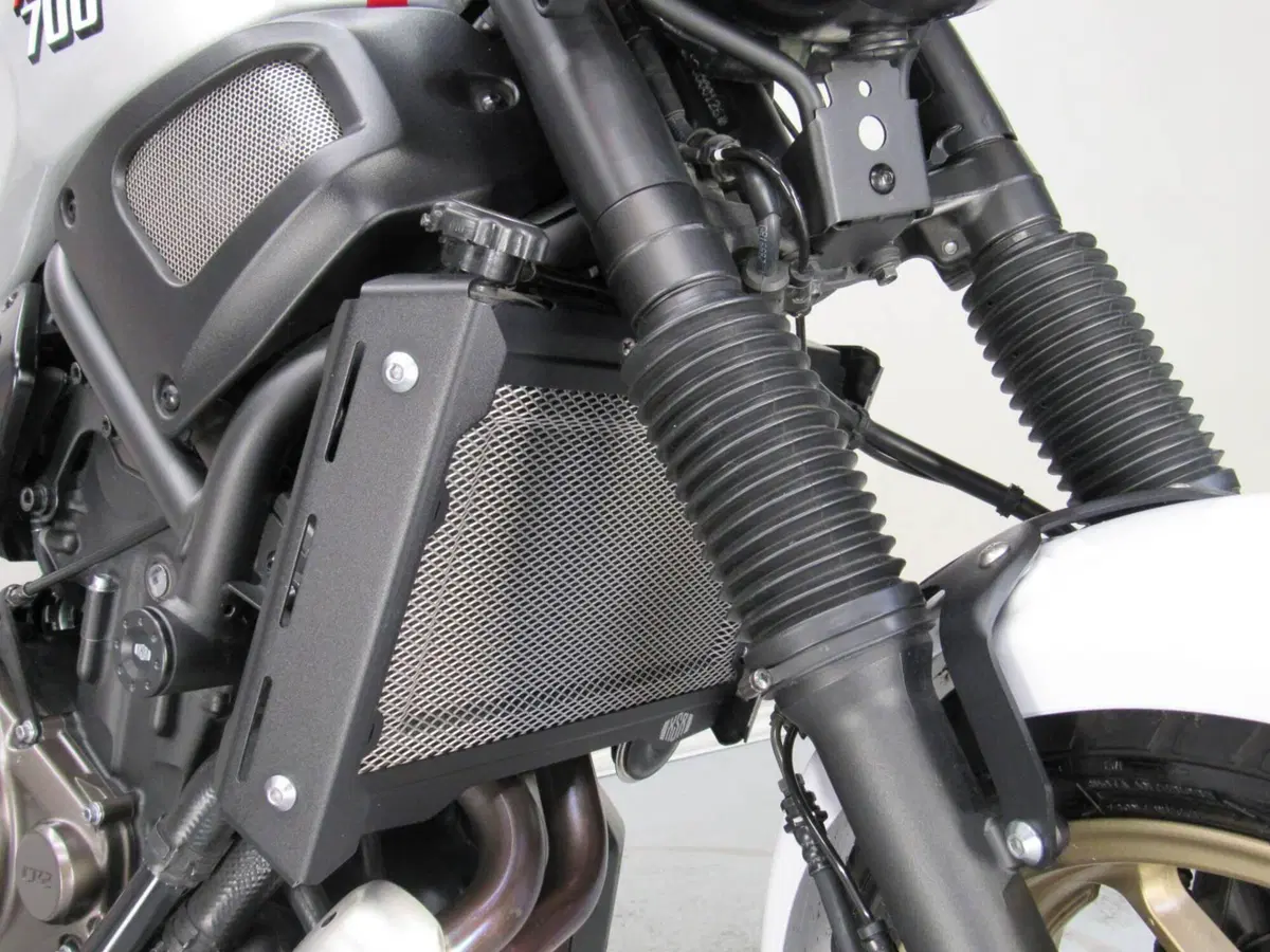 Yamaha XSR 700 XTribute (2021) (10)