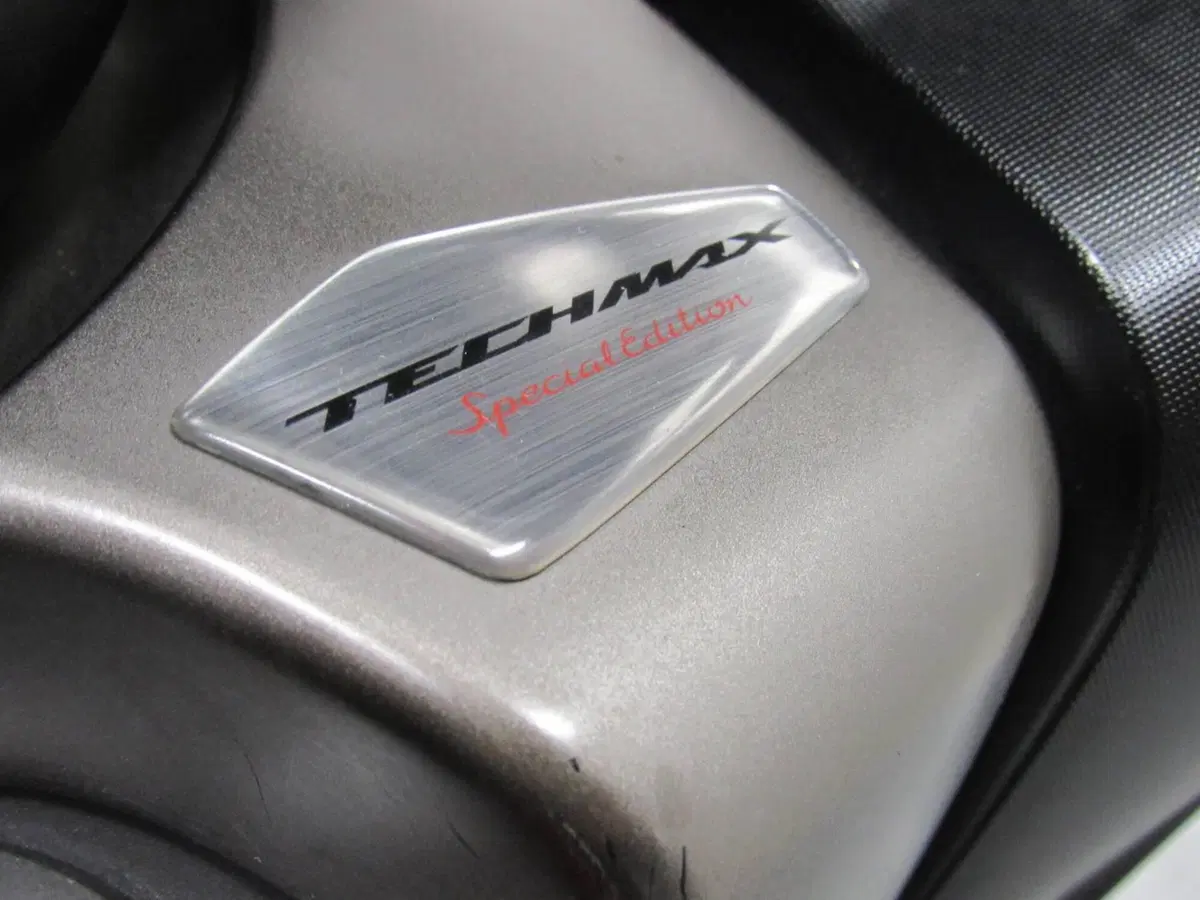 Yamaha T-Max 500 Tech Max (2011 - 13) (11)