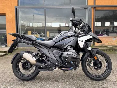 Bmw R 1300 GS Triple Black (2023 - 26) usata