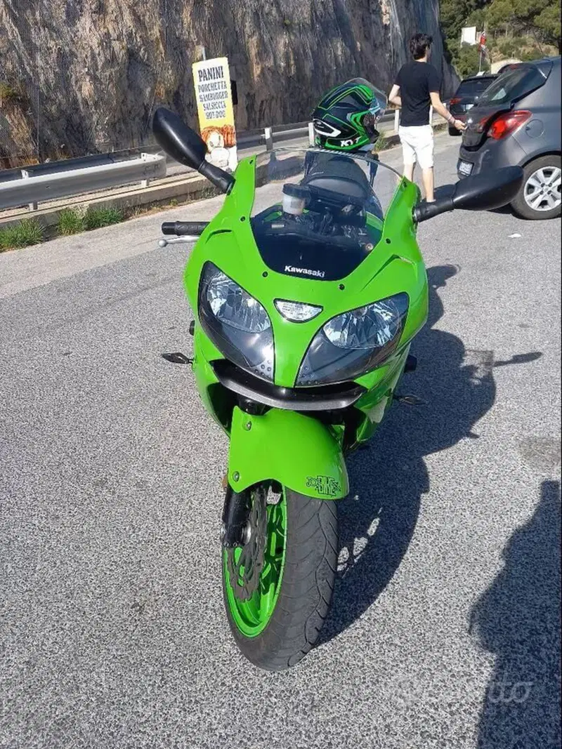 Kawasaki Ninja 900 ZX-9R (2002 - 05) (5)