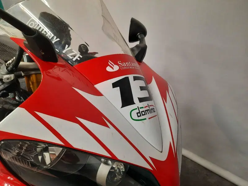 Yamaha YZF R1 (2007 - 08) (10)