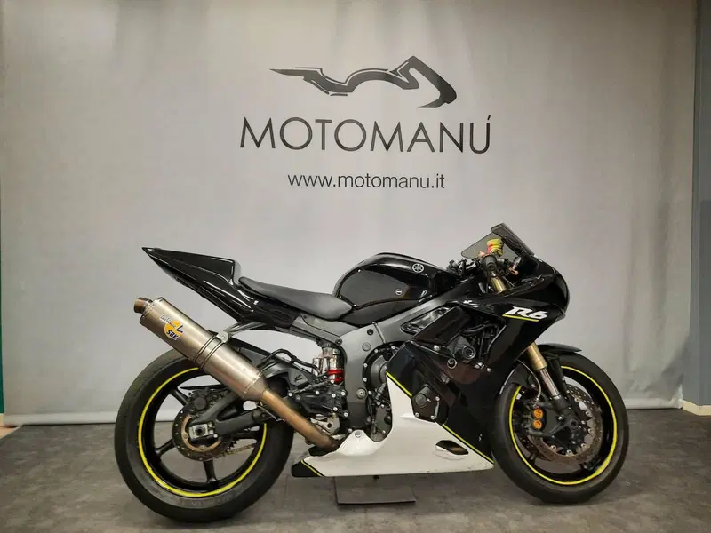 Yamaha YZF R6 (2005)