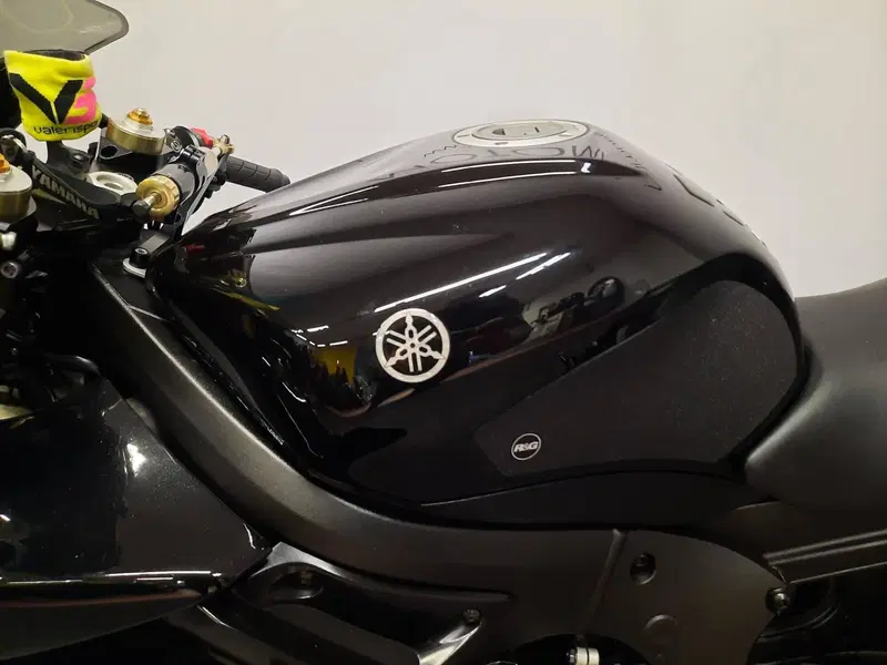 Yamaha YZF R6 (2005) (19)