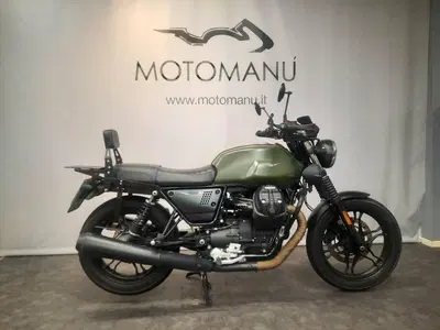 Moto Guzzi V7 II Stone (2015 - 17) usata
