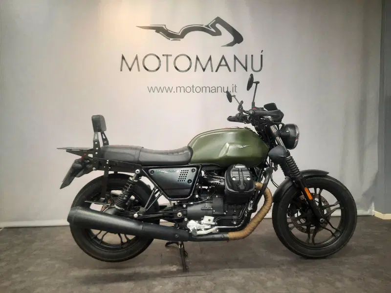 Moto Guzzi V7 II Stone (2015 - 17)