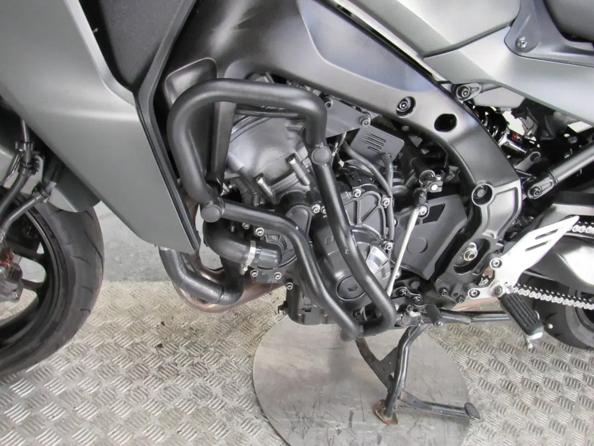 Yamaha Tracer 9 (2021 - 24) (10)