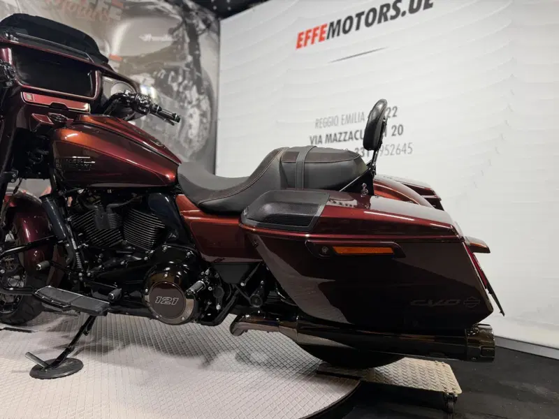 Harley-Davidson CVO Street Glide (2024) (15)