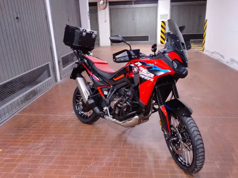 Honda Africa Twin CRF 1100L ES DCT (2024 - 26)