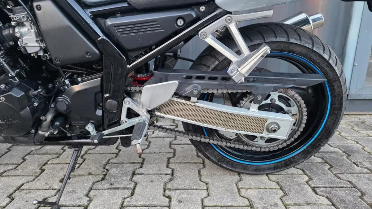 Yamaha FZ6 Fazer (2004 - 07) (14)