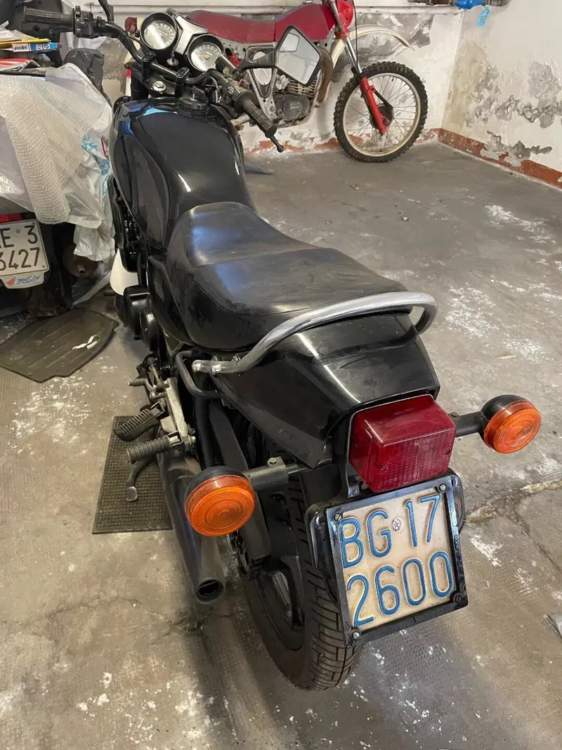 Yamaha RD 350 LC (1982 - 85) (5)