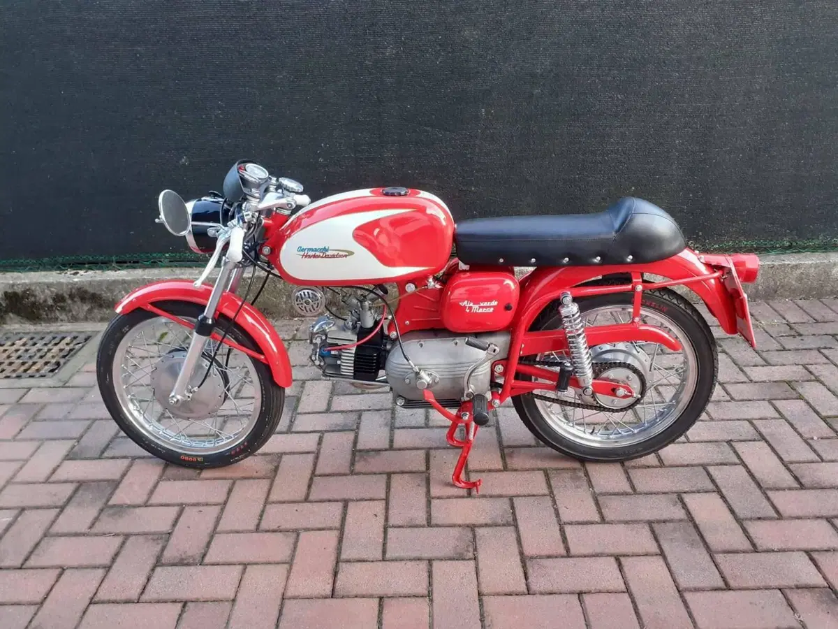 Aermacchi Harley-Davidson 250 ALA VERDE 4 Marce (2)