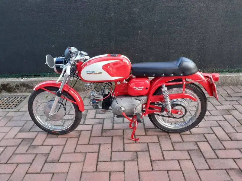 Aermacchi Harley-Davidson 250 ALA VERDE 4 Marce (2)