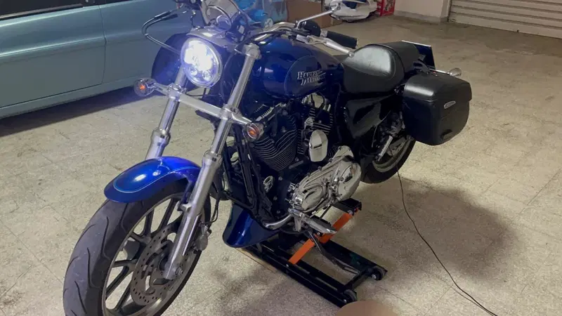 Harley-Davidson 1200 SuperLow (2014 - 16) - XL 1200T (5)