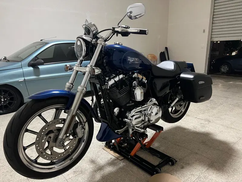 Harley-Davidson 1200 SuperLow (2014 - 16) - XL 1200T (6)