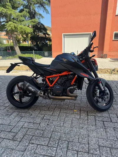 KTM 1290 Super Duke R (2021) usata