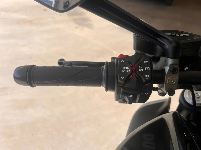 Ducati Diavel V4 (2023 - 26) (7)