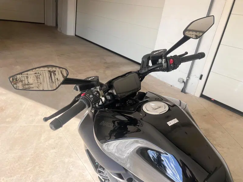 Ducati Diavel V4 (2023 - 26) (12)